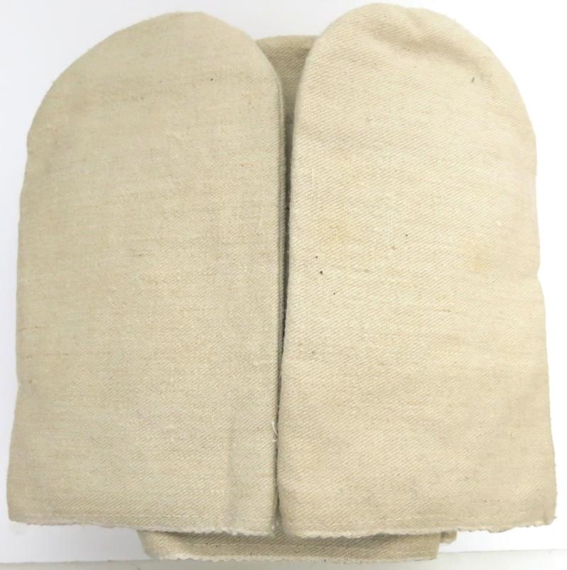 German Wehrmacht Artillerie Handschuhe Mittens For Artillery Casings, Mint From Original Packet.